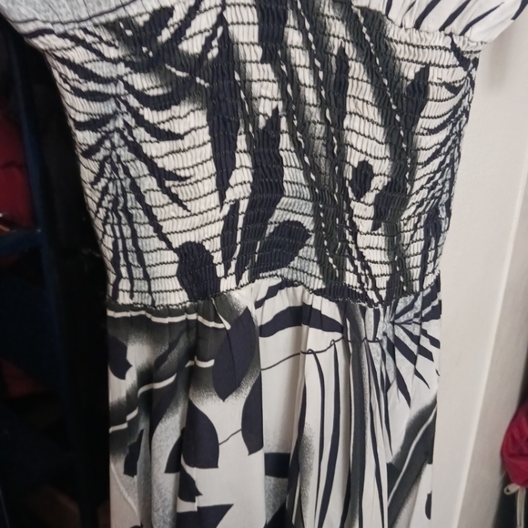 Women Young Edward long Dress - Picture 2 of 6